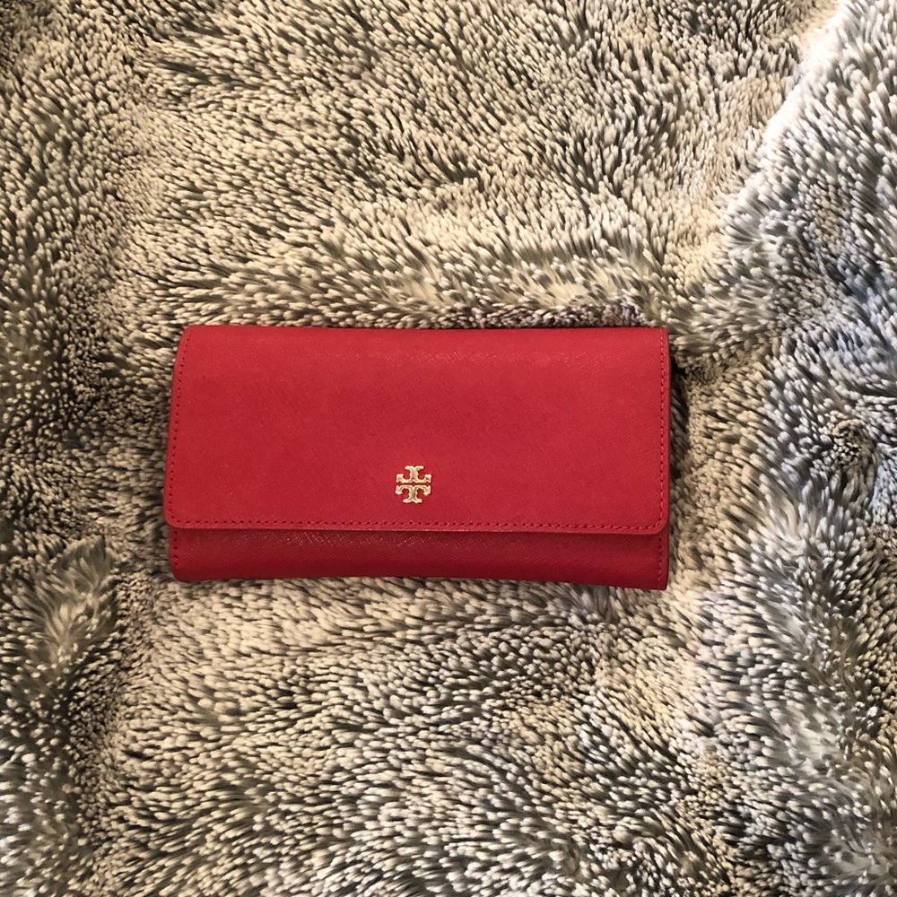 EUC red TB Wallet ♥️